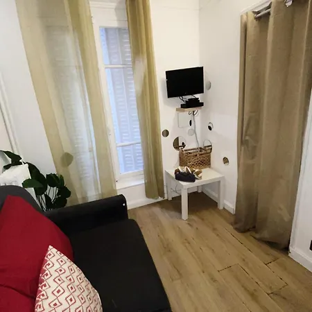 Elegant Au Coeur Du 16e Calme & Raffine Apartment Paris